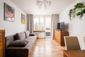 Metro Wierzbno Homely Apartment